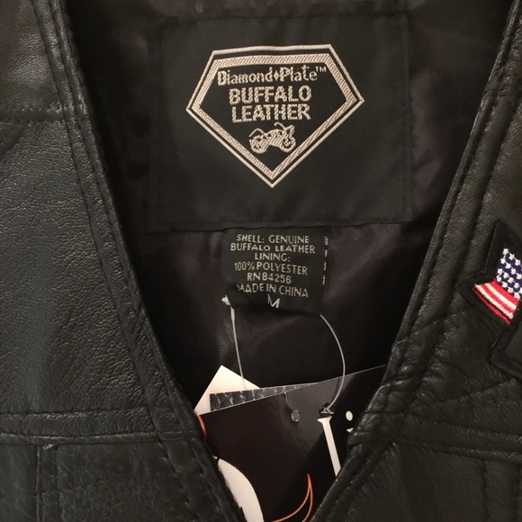 NWT Diamond Plate leather biker vest - Picture 5 of 7